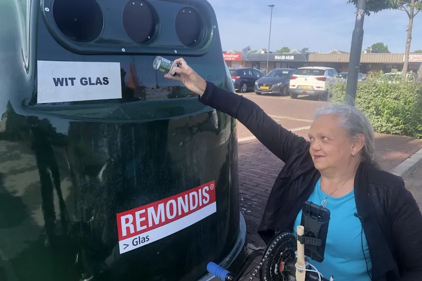 betty bij te hoge glasbak