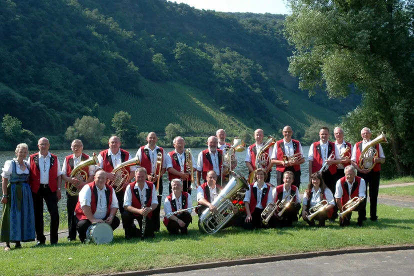 catlzd6miia8tt8brhszyt2cc liemers 24aug