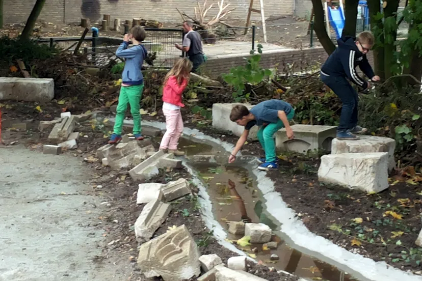 ckfsq6glmhtlfig7vqe0lbttf stadspark coehoornwaterspeelplaatsarnhem 1