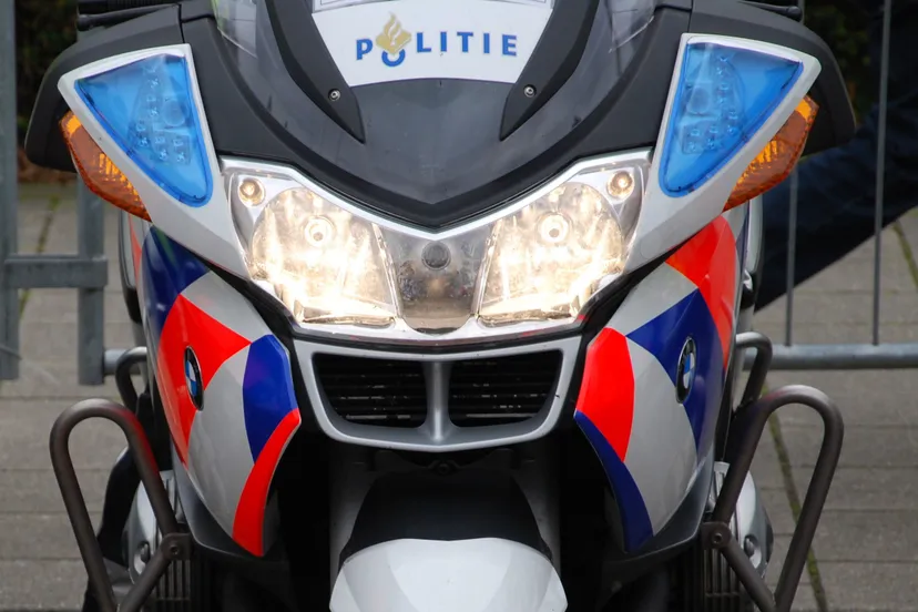ds2m18t3e2knptff3l3sx2zxj politiemotorarnhemnieuws 2