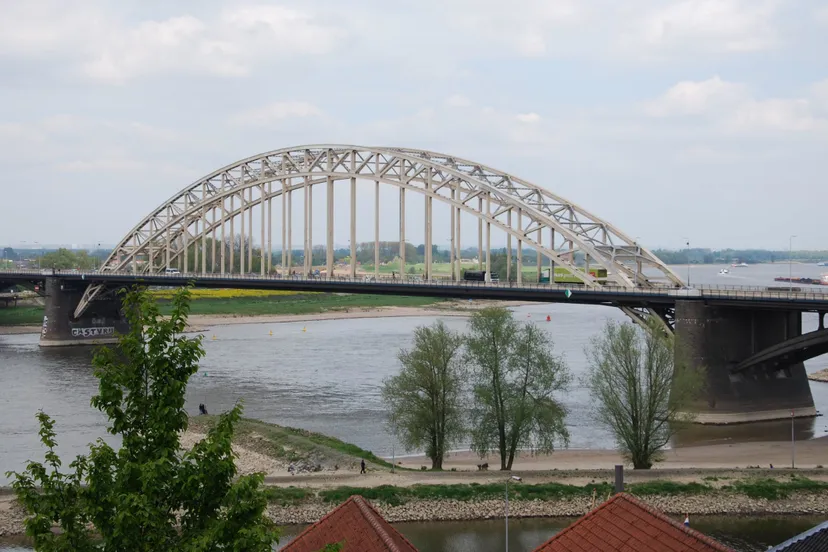 enl2m3wabekflvma4yhc9yg3v nijmegenwaalbrug
