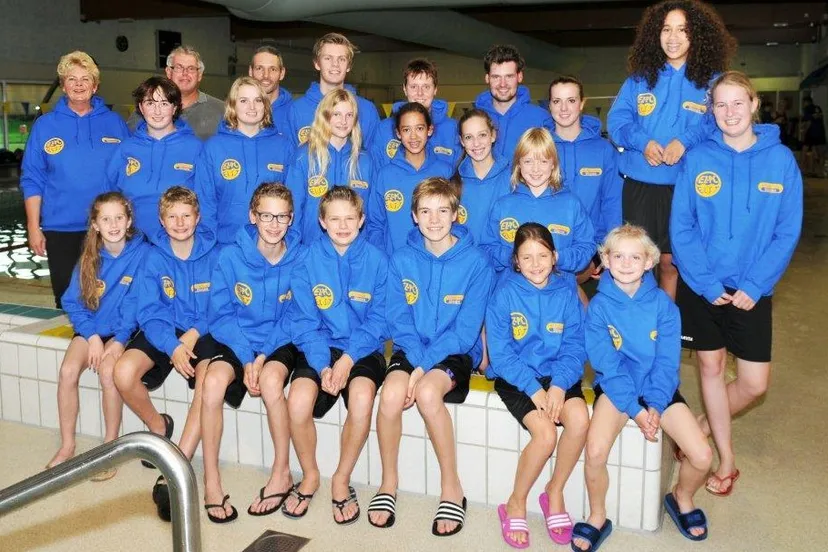 g1xvfeyalyd4r50leyjgujkaj ezpc elstfoto debby vermeer 1