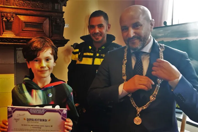 gamershuldiging hackshield politie marcouch