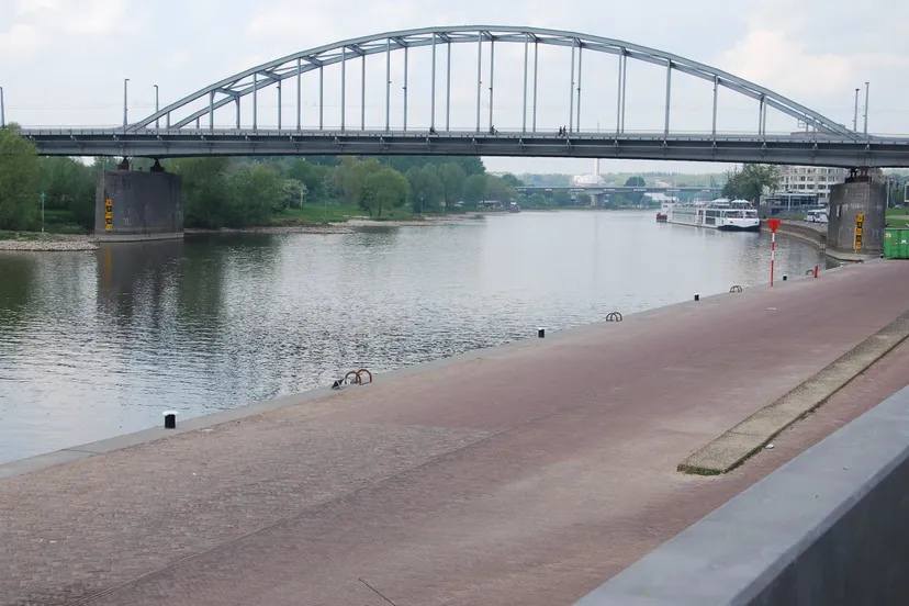 hjavz5h0l9ixvm4hkmfp2dmld arnhemnieuwekade