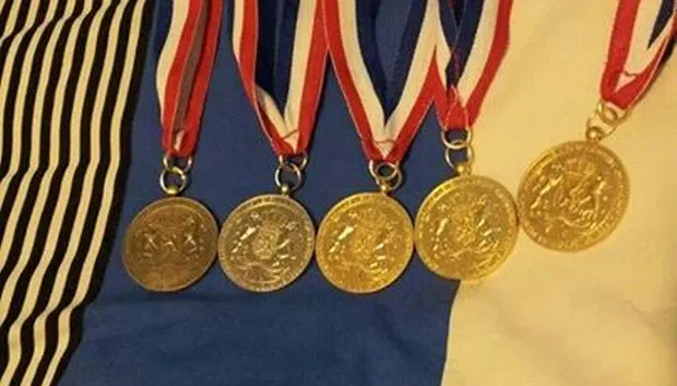 ilezj1sd0lxsh1rfyc077g3wx medailles esca zwemmen