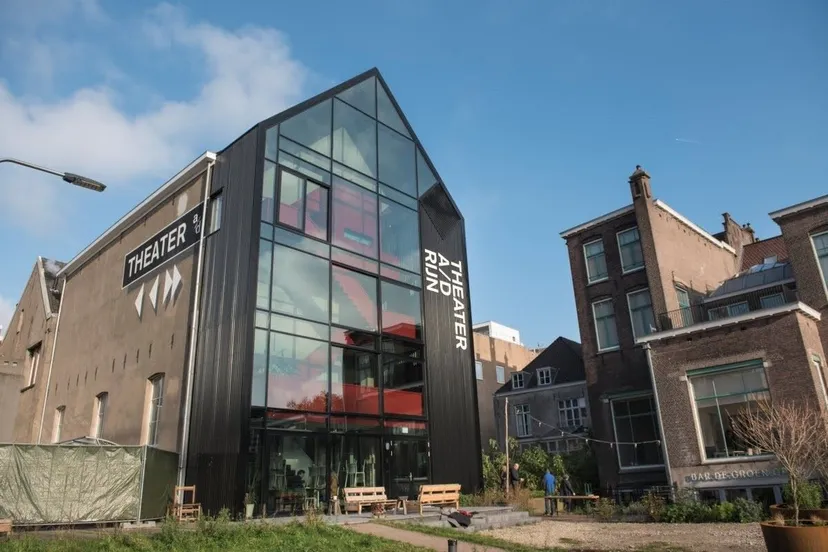 jongerencultuurtheater aan de rijn 21