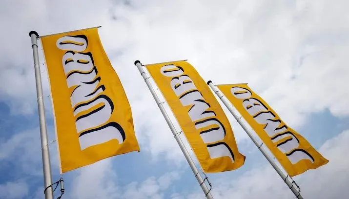 jumbo doneert bijdrage koningsontbijt aan voedselbank 715x4081