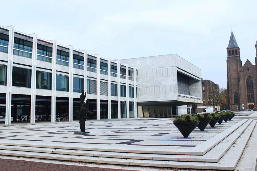 kmgoee2dcehx4w5rura1fwug3 gemeentehuisarnhemnieuws