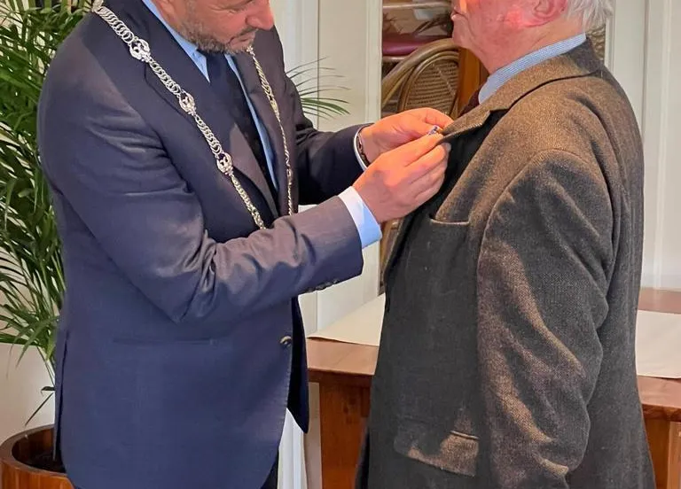 koninklijkeonderscheidinggijsschutgemeentearnheminput