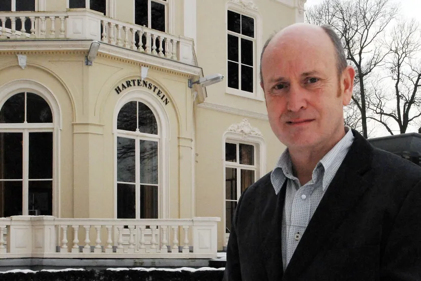 lj4zx7e7sxwxyzt7uzloe1l0g jan hovers directeurairborne museum hartensteinoosterbeek