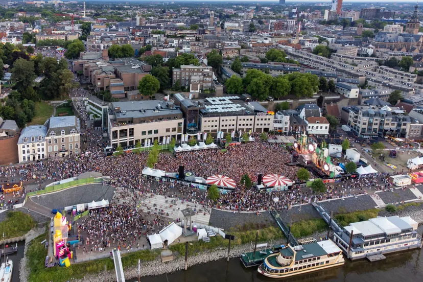 matrixxliveathekade vierdaagsefeesten janwillem de venster