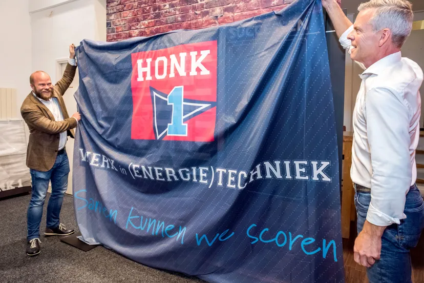 opening pop up store honk1 2