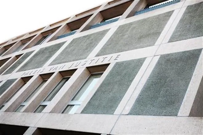 paleis van justitie klein schuin