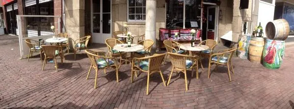 peefoorpb8s9gkghe7vohoatj markt26wijn