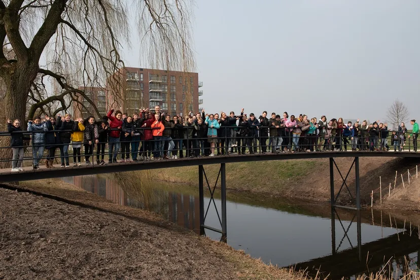 plastic brug malburgen