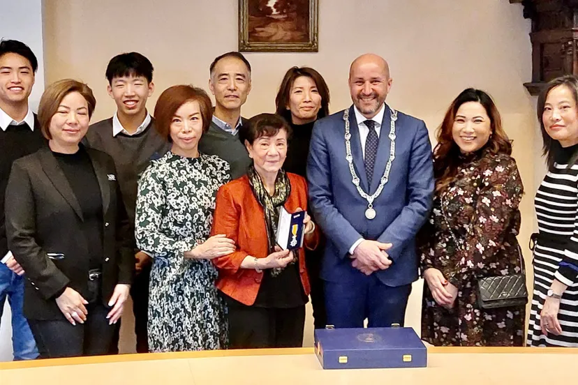 posthumeonderscheidingyuklunchaninput