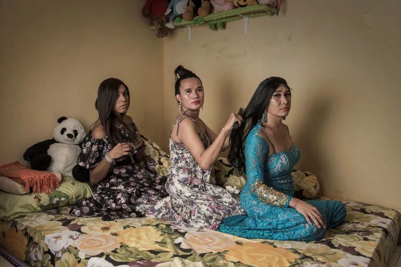 pridephoto2022yoppypieter transwoman betweencolorand voice input