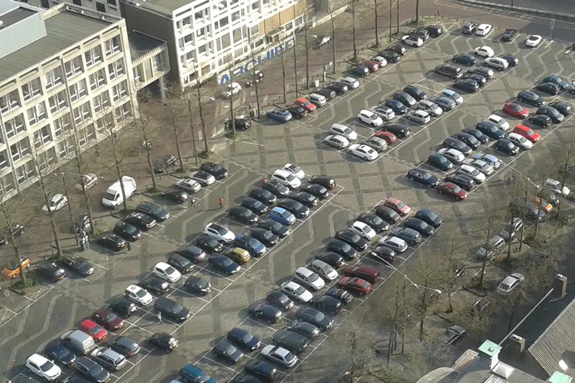 pw30hbqd57rbc2wu31vck1fz4 parkeren marktarnhem nieuws