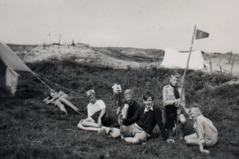 q0ejw59mdpf2niook0e7i3lr8 1951 zomerkamp terschelling