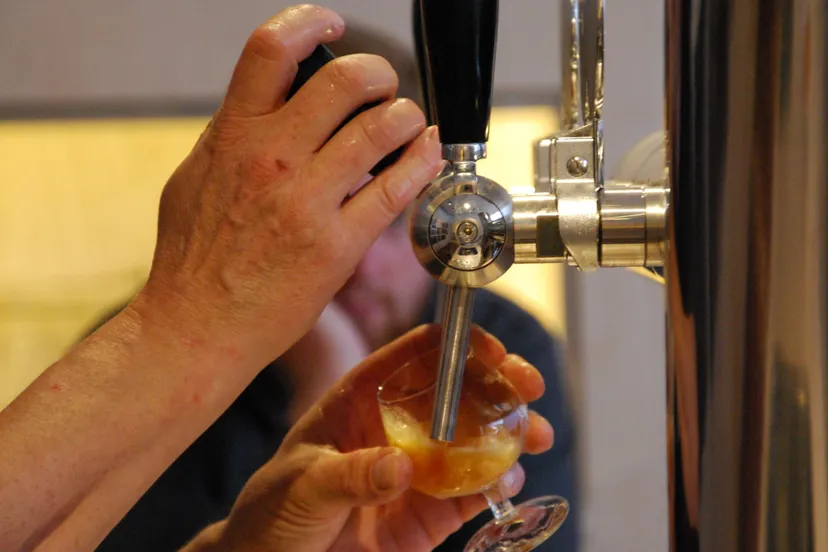 q47vv3slxk230dq3fionvj37i bierwandeltochten20140524arnhemnieuws 7