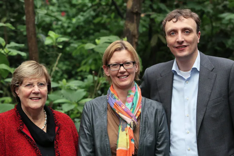 sh75tg8d4tg8pjpvaion1ql5q 211758