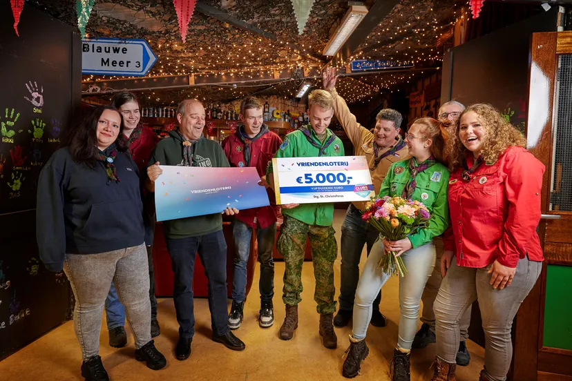 stchristoforus ontvangt 5000 euro als vriendenloterij club van de weekklein