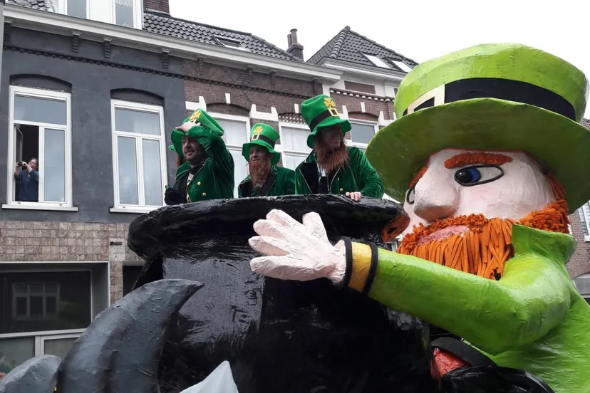 storm bedreigt carnavalsoptocht door arnhem 1080x675