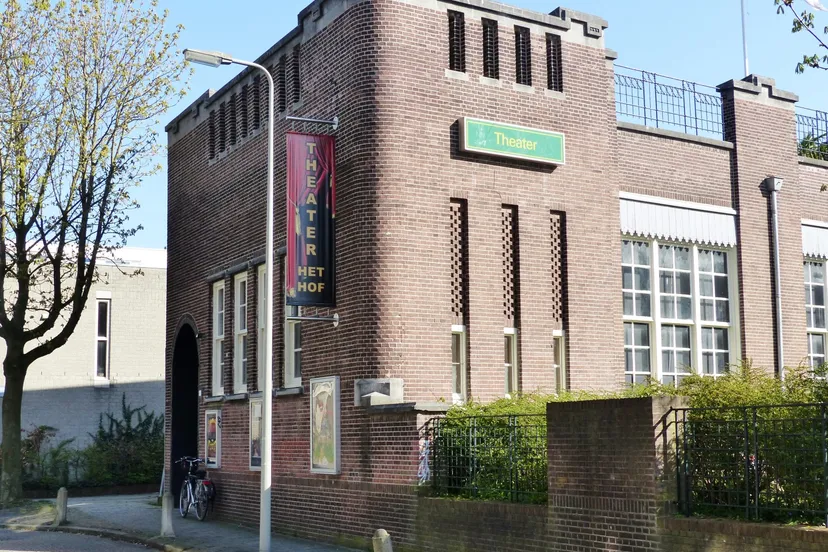 theaterhethof001 large