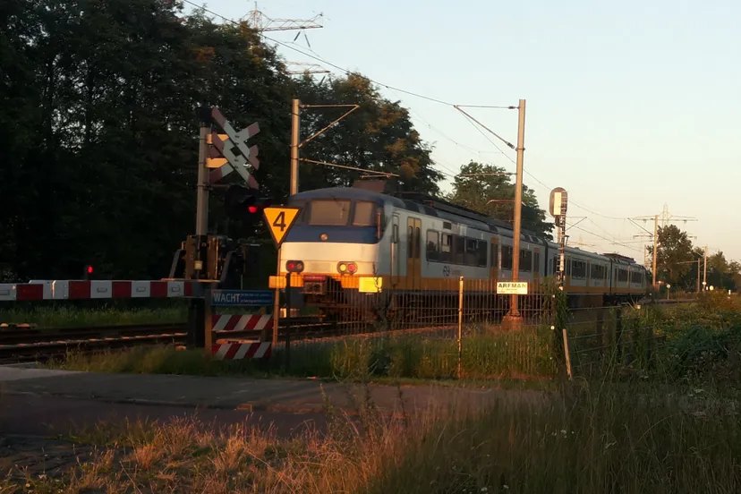 u0wffo3jjefxui7zwu636t36m treinnssprinteroudarnhemnieuws