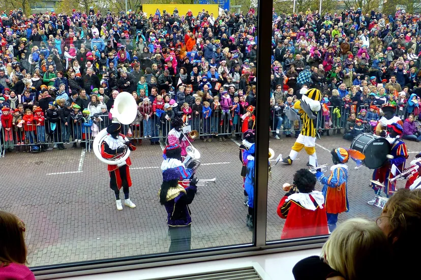 us1aixax7t9daudrkbiutw1m1 2012 11 17 sint intocht 067 1