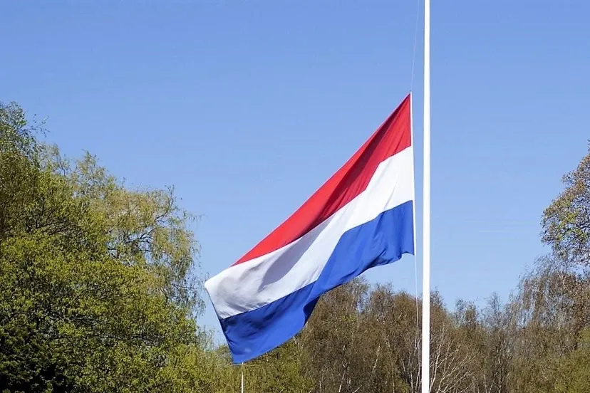 vlag half stokwinsumnieuwsnl
