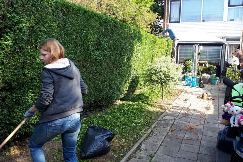 vrijwiligersvacaturetuinactie malburgen oost foto 4