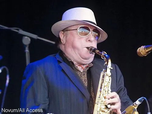 w0cczcr9lg6ygveuefa5rcg3o saxofoon hq