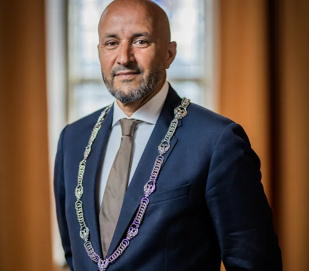ahmed marcouchburgemeester arnhemjpg jpeg afbeelding 1706 2560 pixels geschaald 25