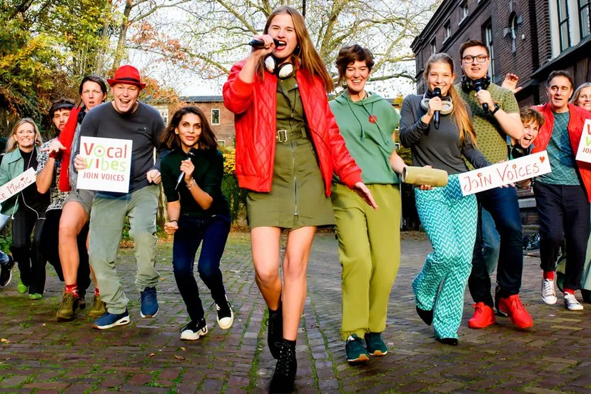 vocal vibes2024screenshot 2024 12 30 at 16 18 35 vocal vibes pr foto website foto ans dekkers 4182024767 0193db80 112c 7fc0 95b4 662399513db1jpg jpeg afbeelding 2000 1152 pixels geschaald 59