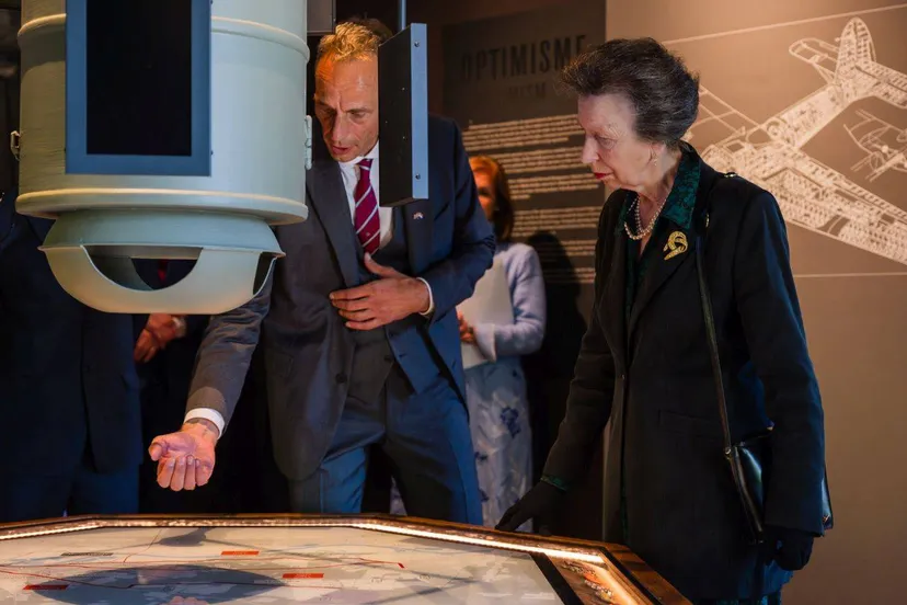 bezoek anne princess royal fotografie daan van oort