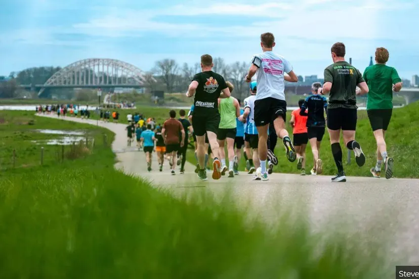 piano biennale en stichting zevenheuvelenloop presenteren running for beethoven