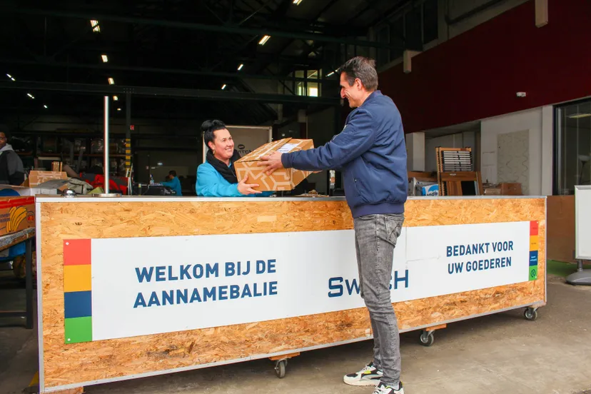 2switch arnhem aanname goederen