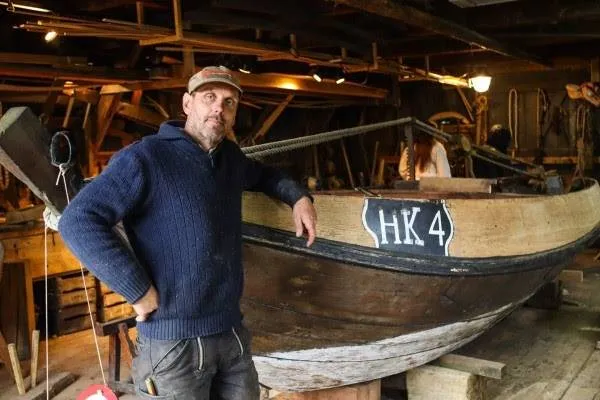 werfbaas maik overbosch en de hk4 foto openluchtmuseum