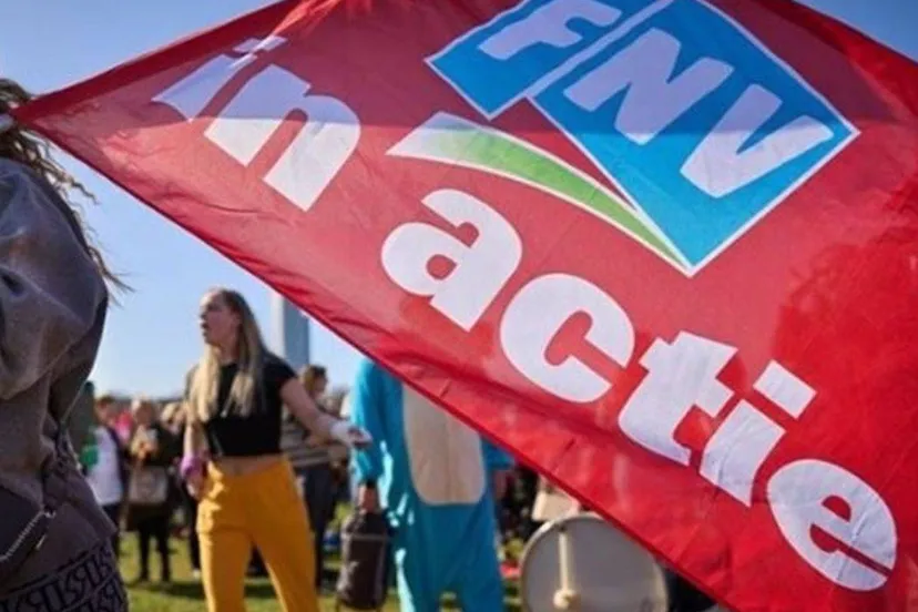 fnv actie meisje met vlagjpg jpeg afbeelding 900 506 pixels