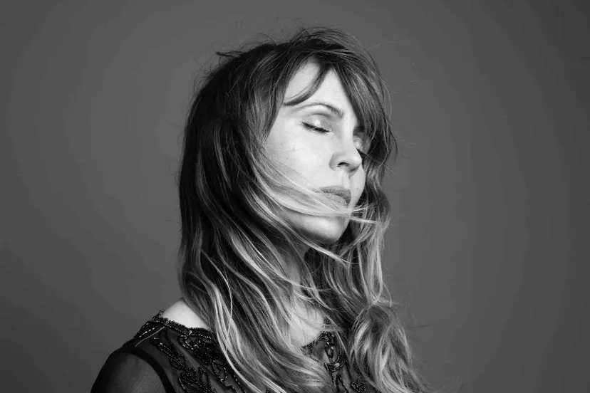 Janne Schra_Work Out (c) Bianca van Houten_liggend