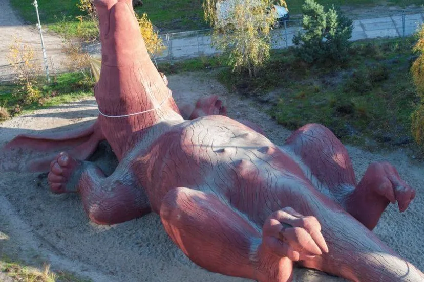 Het Feestaardvarken verhuist naar park Sonsbeek.gemeente Arnhem