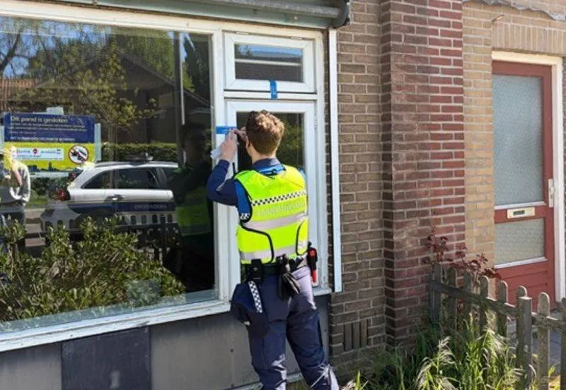 Burgemeester Marcouch sluit woningen met illegale hennepkwekerijen voor drie maanden - Gemeente Arnhem