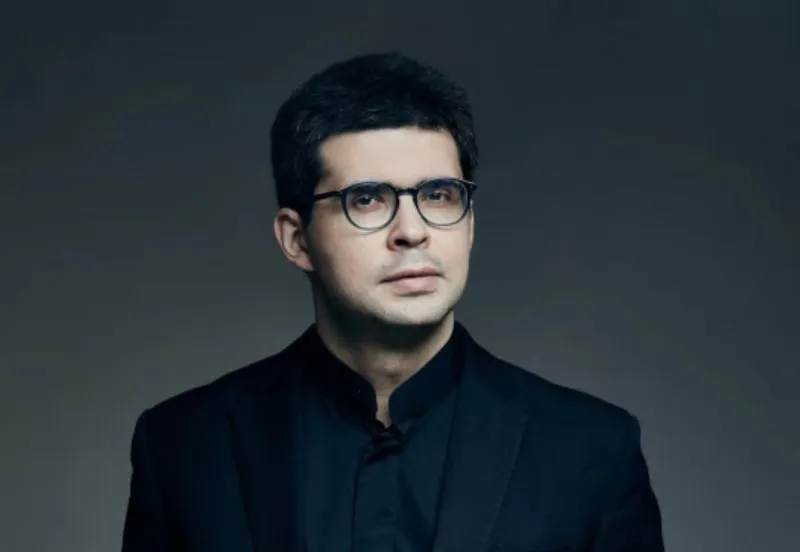 Valentin Uryupin dirigent en klarinet.Daniil Rabovsky