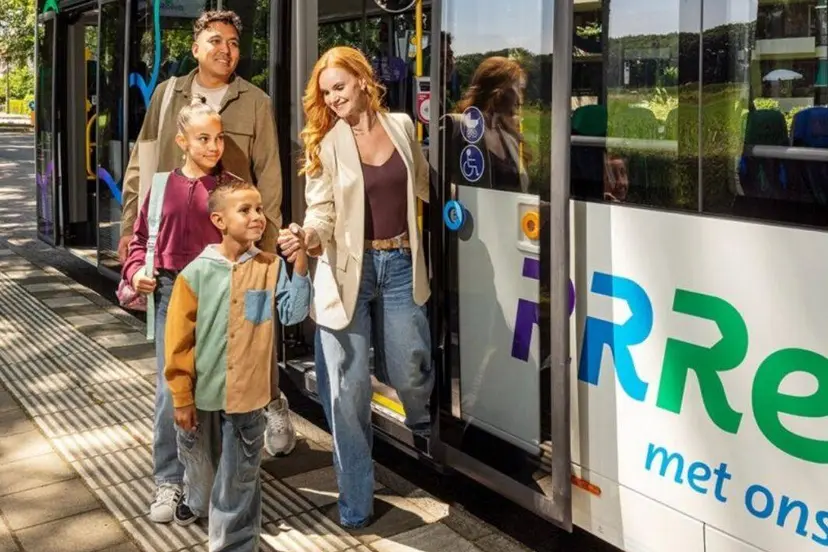 Voordelig met de bus van P R GelreDome naar het centrum - Gemeente Arnhem