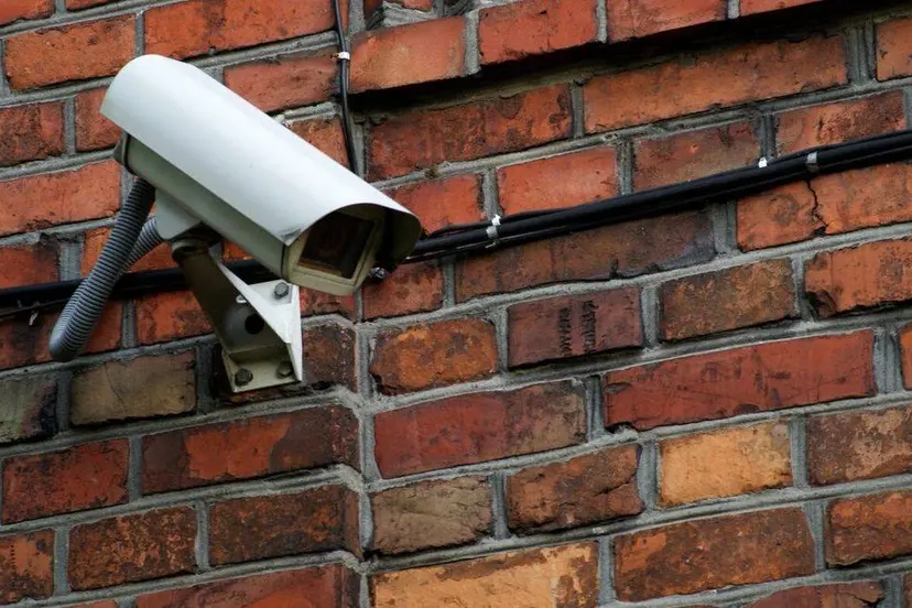 Burgemeester Marcouch verlengt cameratoezicht Geitenkamp met periode van een maand - Gemeente Arnhem