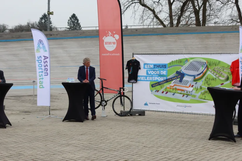 assen wielerbaan dak