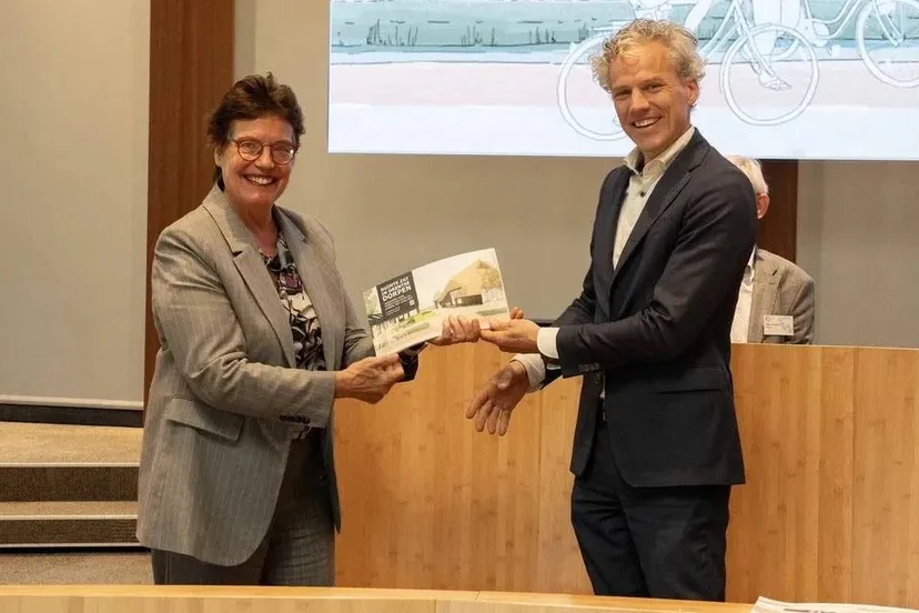 unnamed 6843df702cd62jpg