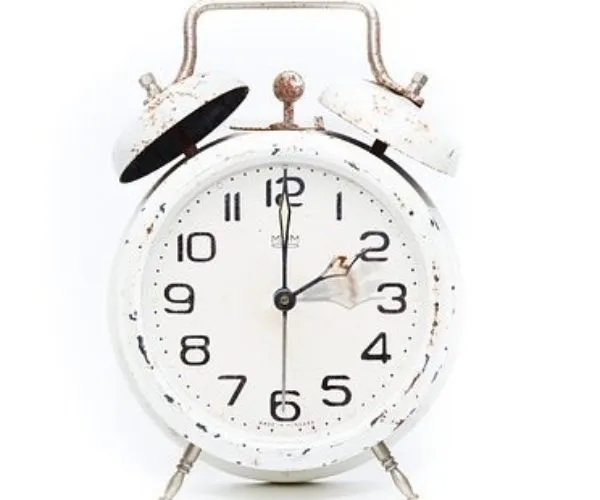 alarm clock 2175342 340 600x500 1
