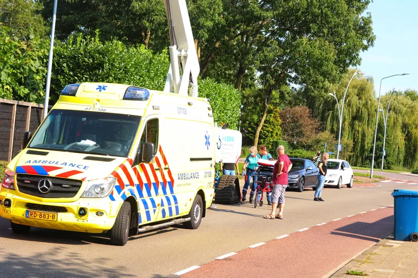 botsing met hoogwerker